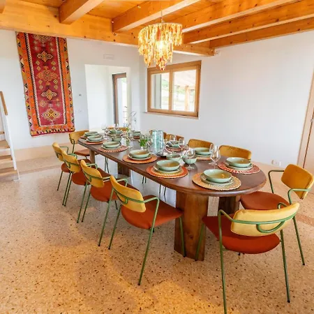 Madamadore Villa