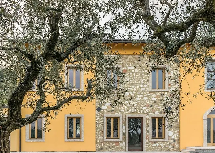 Madamadore Villa Mezzane di Sotto